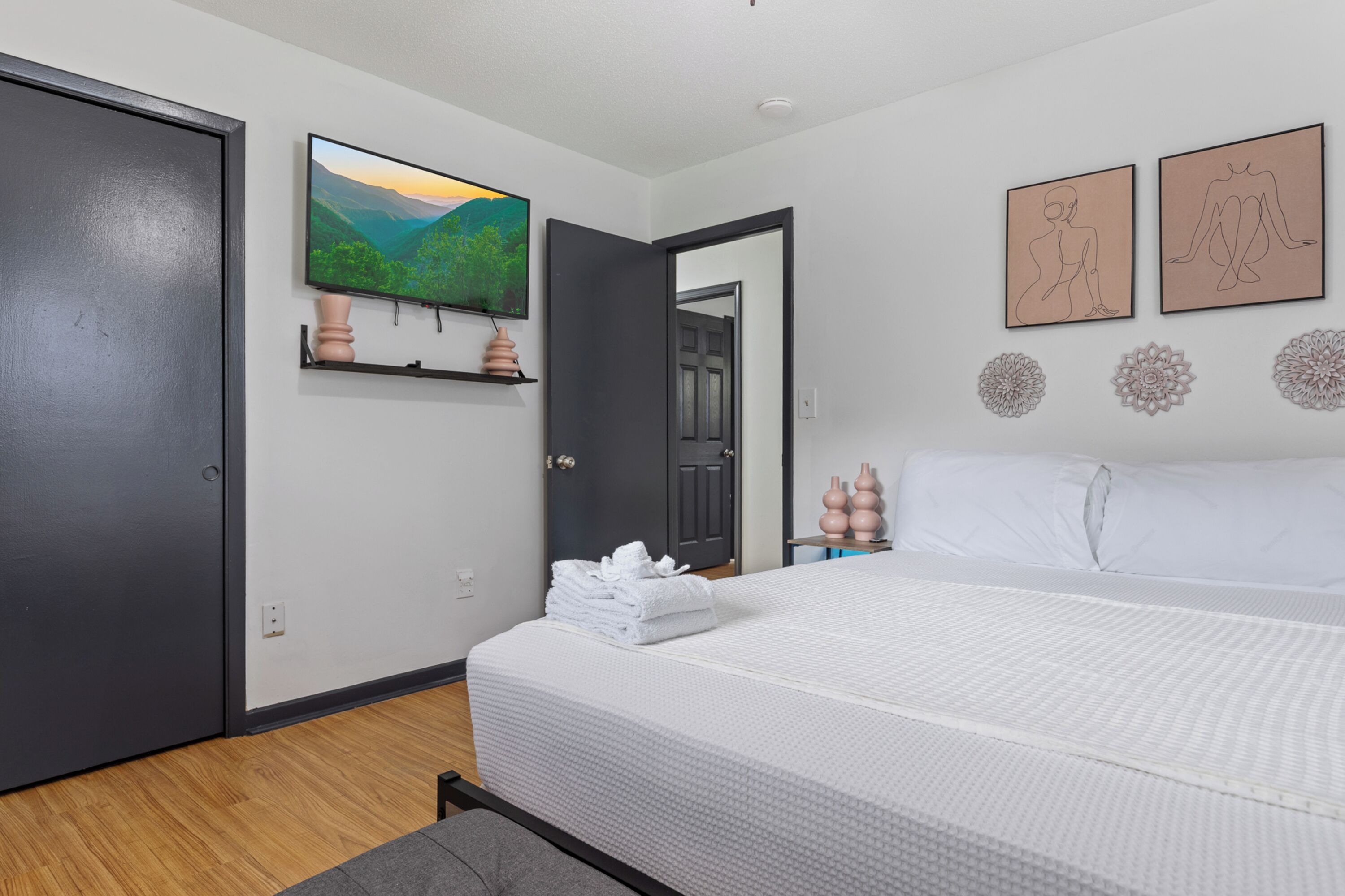 Casa familiar, 3 habitaciones, para no fumadores, vista a la montaña | 3 habitaciones, decoración personalizada y muebles diferentes 