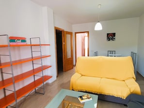 Casa, para fumadores | 2 habitaciones 