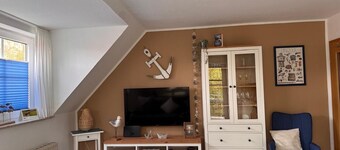 Small cozy vacation apartment! 10 minutes from the beach and center.