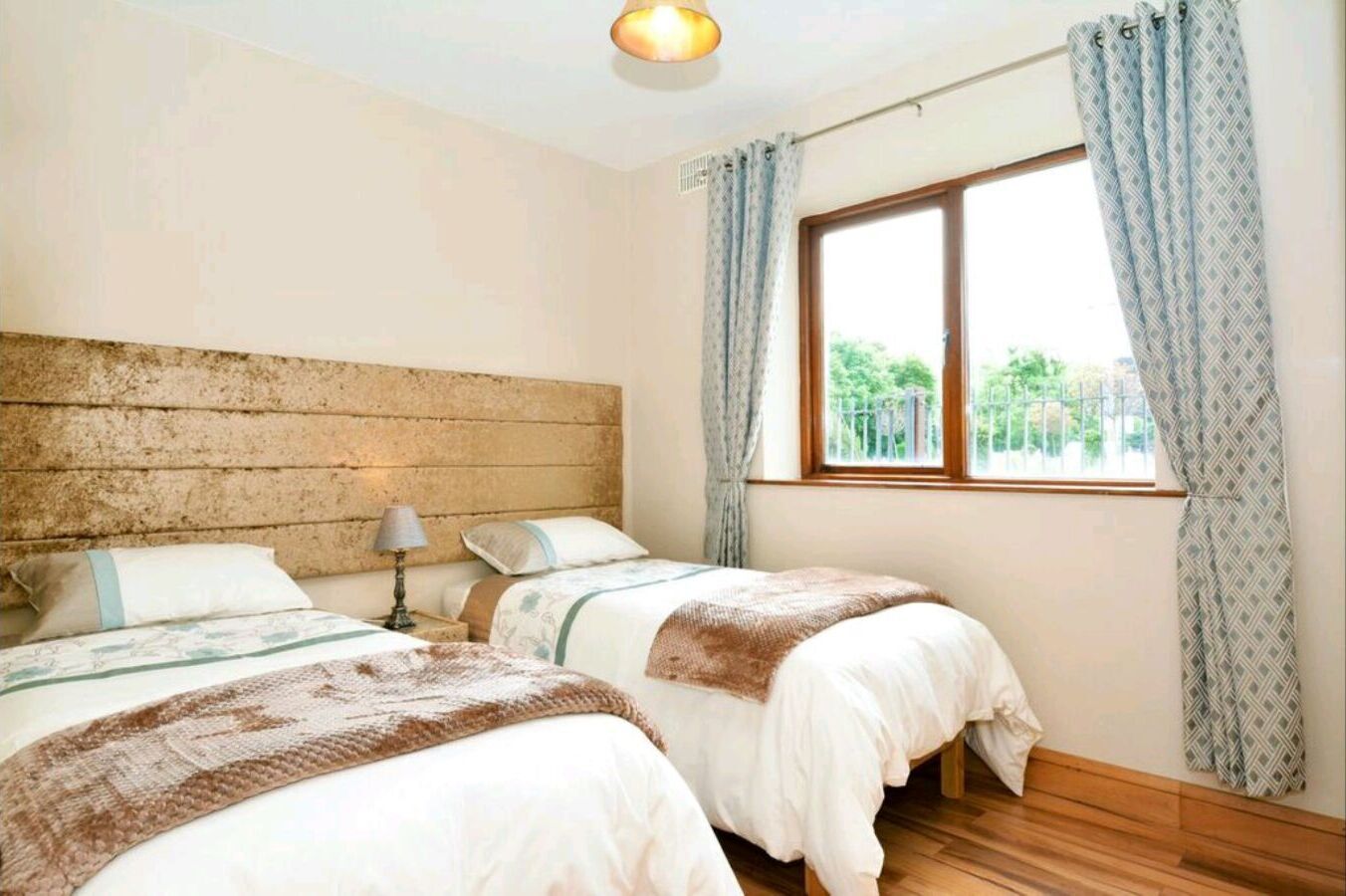 3 bedrooms, iron/ironing board, travel crib, free WiFi