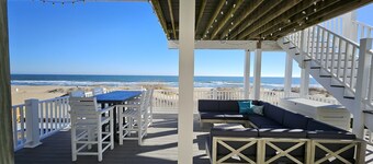 Oceanfront/Pool/Hot Tub
