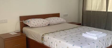 Chambre double, balcon, vue sur la mer | AccĂšs au Wi-Fi (inclus)