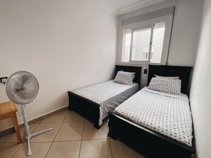 2 bedrooms, iron/ironing board, bed sheets
