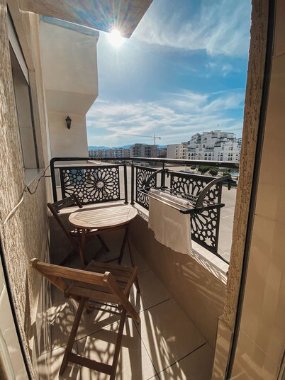 Peaceful & Cozy Escape - Martil Beachside