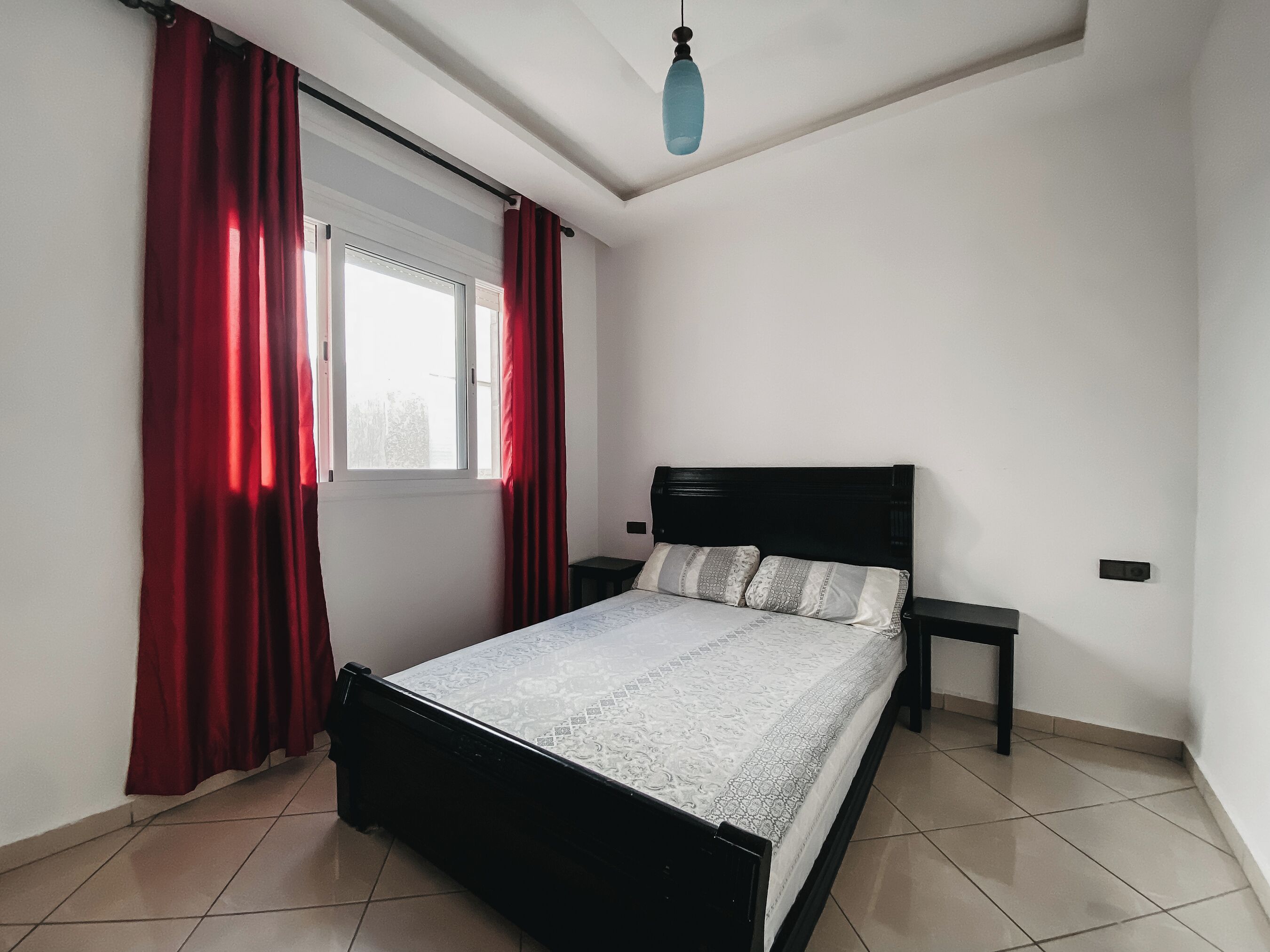 2 chambres, fer et planche à repasser, draps fournis