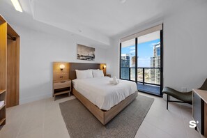 2 bedrooms - Contemporary Miami Getaway with Bay View (Miami)