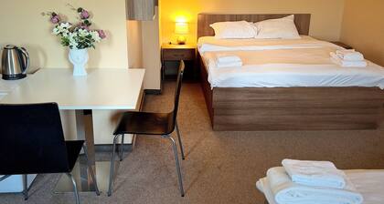 5 minutes to the airport Sofia! Family-sized apartment with microwave & deck