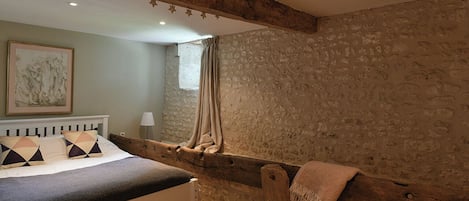 3 soverom, wi-fi (inkludert) og sengetøy