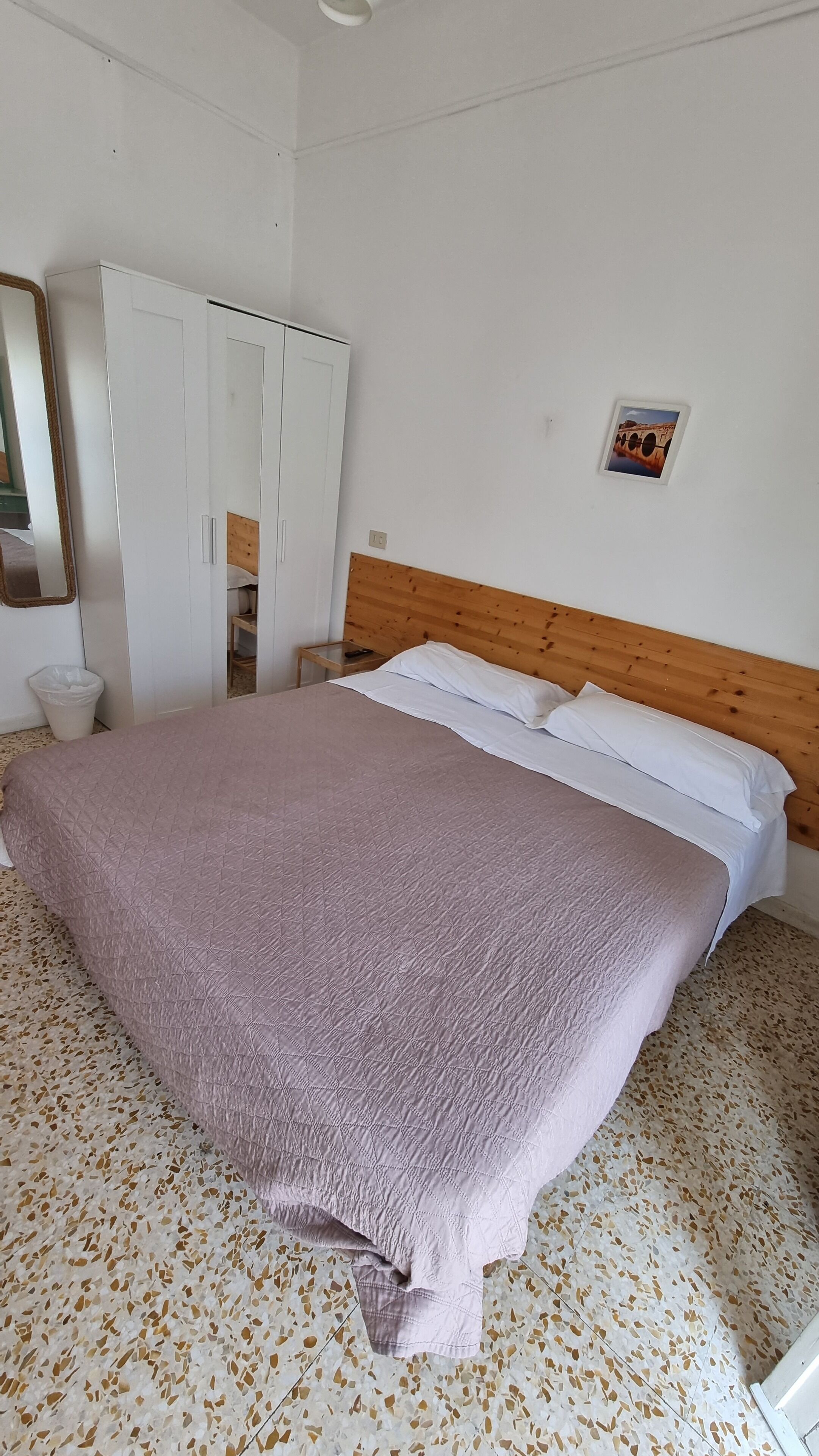 Economy Double Room | Free WiFi