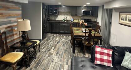 3-bedroom home in awesome quiet neighborhood of Bethesda with WiFi, AC