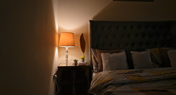 2 habitaciones, tabla de planchar con plancha, wifi y ropa de cama