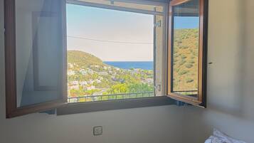 3 camere, ferro/asse da stiro, Wi-Fi gratuito, lenzuola