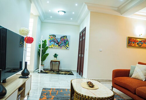 Modern Chic Apartment Yaoundé 