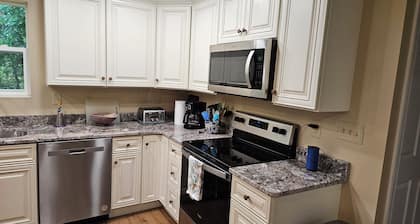 Charming country duplex with WiFi and AC in peaceful Wampum.