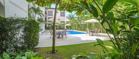 Apartemen | 3 kamar tidur dan internet