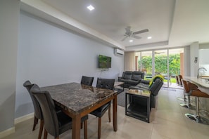 3 bedrooms, Internet - CR Luxury La Estancia Floresta 05 3 Bdrm (Jacó)