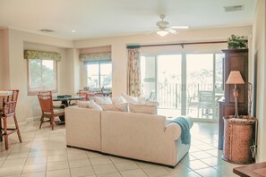 アパートメント | 3 室のベッドルーム、インターネットアクセス