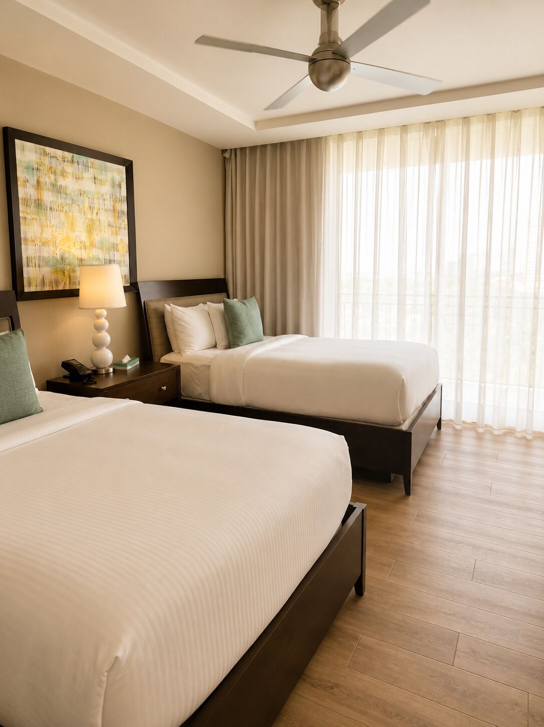 2 bedrooms, in-room safe, desk, iron/ironing board
