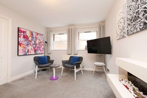 House | 2 bedrooms, desk, Internet - St John s House - York City Centre (York)