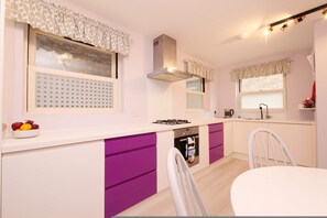 House | 2 bedrooms, desk, Internet - St John s House - York City Centre (York)