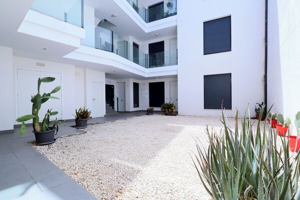 Reception - Apartamentos Centro Cordoba by MiRa (Córdoba)