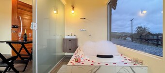 Chalet At The Time Of Love