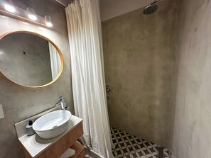 Apartment | Bathroom - Rent Up - Moderno Depto en Recoleta (Buenos Aires)