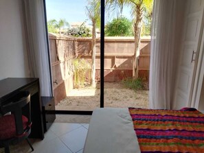2 quartos, ferros/tábuas de passar roupa, Wi-Fi, roupa de cama
