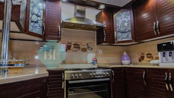 Electric kettle, toaster