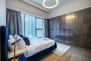 2 bedrooms