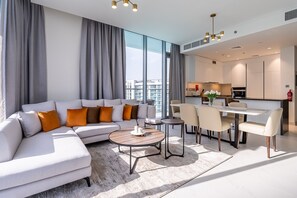 Apartment | 3 bedrooms - Residence 13 503 in Dubai (Dubai)