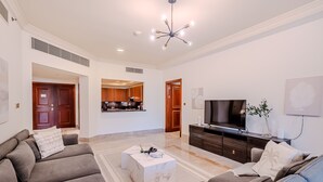 Unclassified image, 5 of 29, button - Fairmont South Residence 412 (Dubai)