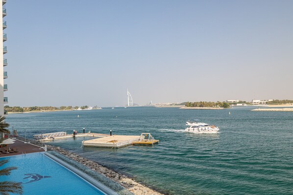 Apartment | 3 bedrooms - Azure Residences 117 Premium 2bdr Palm (Dubai)