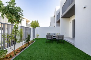 Apartment - Tilal AL Ghaf 245 in Dubai (Dubai)