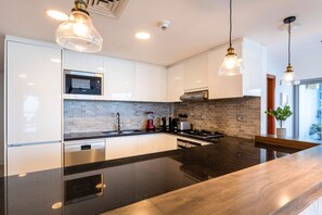 Apartment | 3 bedrooms - Park Towers B 001204 (Dubai)