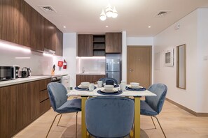 1 bedroom - La Cote Bldg 2 302 (Dubai)