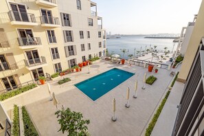 Apartment - La Cote Bldg 2 302 (Dubai)