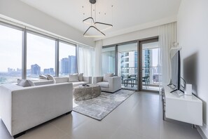 3 bedrooms - Downtown Views 1005 in Dubai (Dubai)