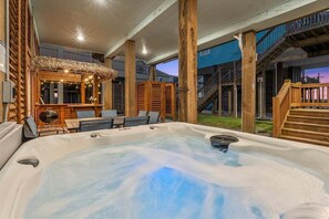 Terrace/patio - Hot Tub | Sleeps 14 | Beach View (Crystal Beach)
