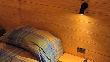 3 chambres, fer et planche Ă repasser, Wi-Fi, draps fournis