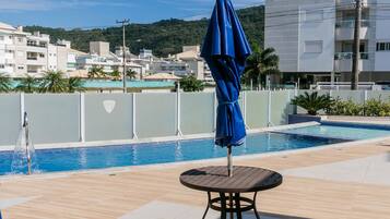 Apartment | Pool | 8 indoor pools
