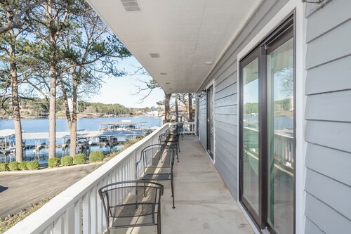 1 King Bed with Sofa Bed Resort View