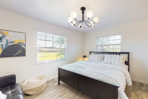 3 chambres, fer et planche à repasser, accès Internet, draps fournis