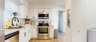 Spacious, Dog-Friendly Retreat with Balcony & Work Space