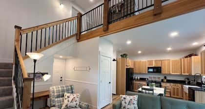 Charming 2-bedroom cottage in welcoming Waitsburg with WiFi, AC