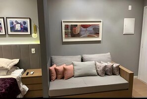 1 bedroom, in-room safe, blackout curtains, free WiFi