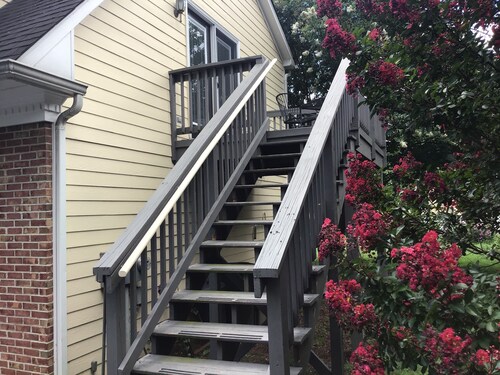 Charming 1-bedroom apt in beautiful Afton close to Breweries/Wineries & trails!