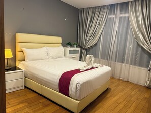2 quartos, ferros/tábuas de passar roupa, Wi-Fi, roupa de cama