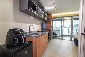 Interior - Functional studio 300m from the Santos-Imigrantes subway station. Building with Swimming Pool and Gym (Vila Mariana São Paulo)