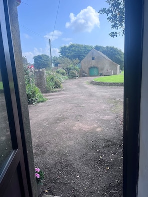 House | 1 bedroom